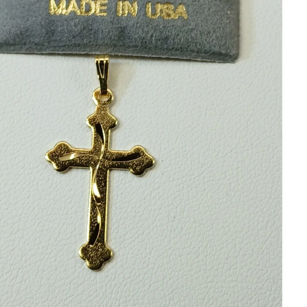 Karatbond Vintage Gold Y2K Diamond Cut Cross Necklace Pendant Made USA NOS New
